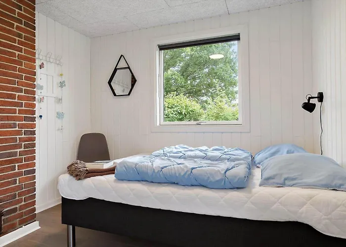 40569-juelsminde-pot-strandby-66 * Sonderby (Midtjylland)